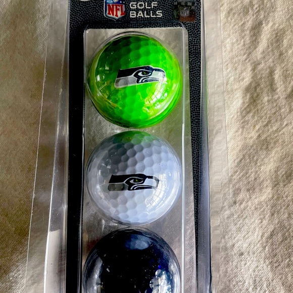 Seattle Seahawks Golf Balls - Picture 1 of 1